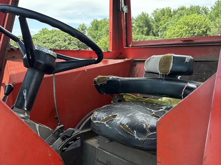 massey-ferguson-1100-image-15