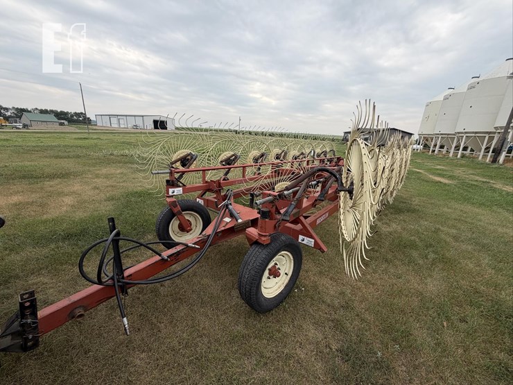 hesston-3991-image-1