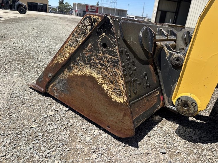 2018-yanmar-s220r-image-9