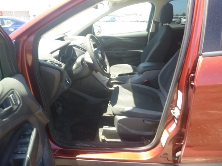 2014-ford-escape-image-7