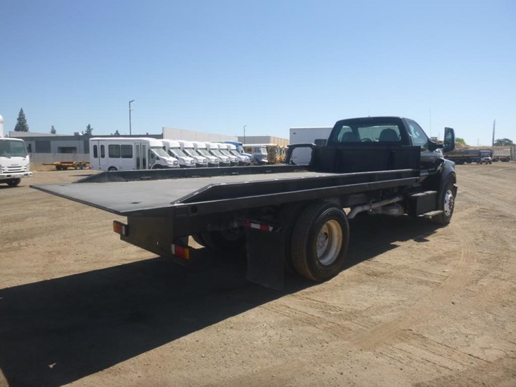 2017-ford-f750-image-3