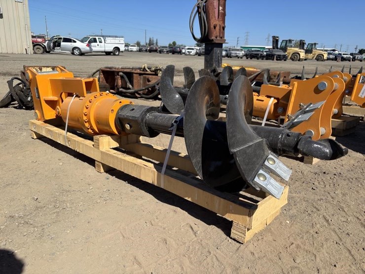 caterpillar-305-image-1