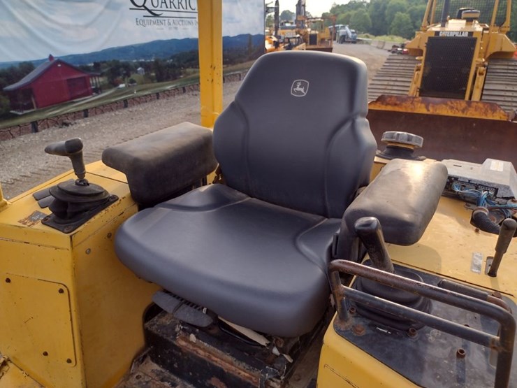 deere-650h-lgp-image-10