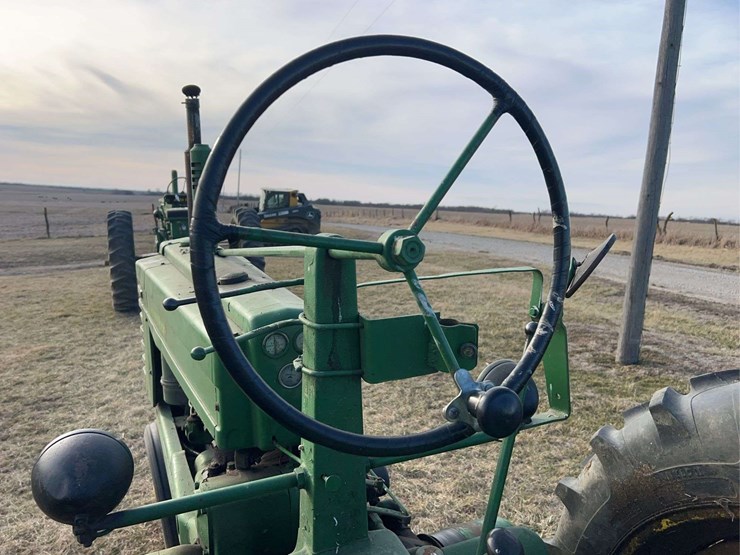 john-deere-model-b-image-35