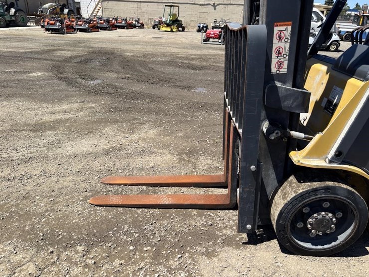 2016-caterpillar-2c6000-image-9