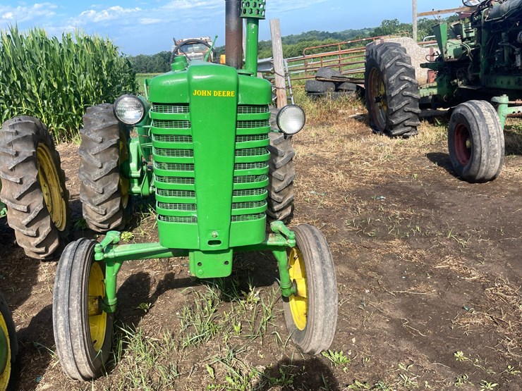 john-deere-m-image-3