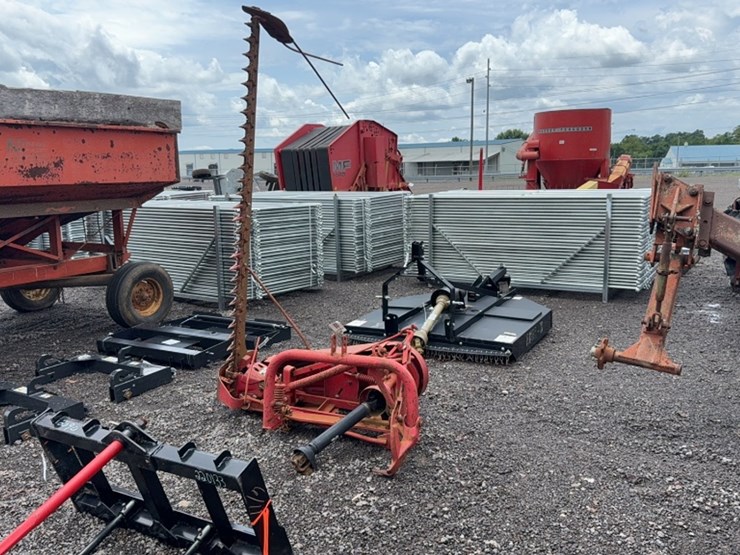 massey-ferguson-7-image-1
