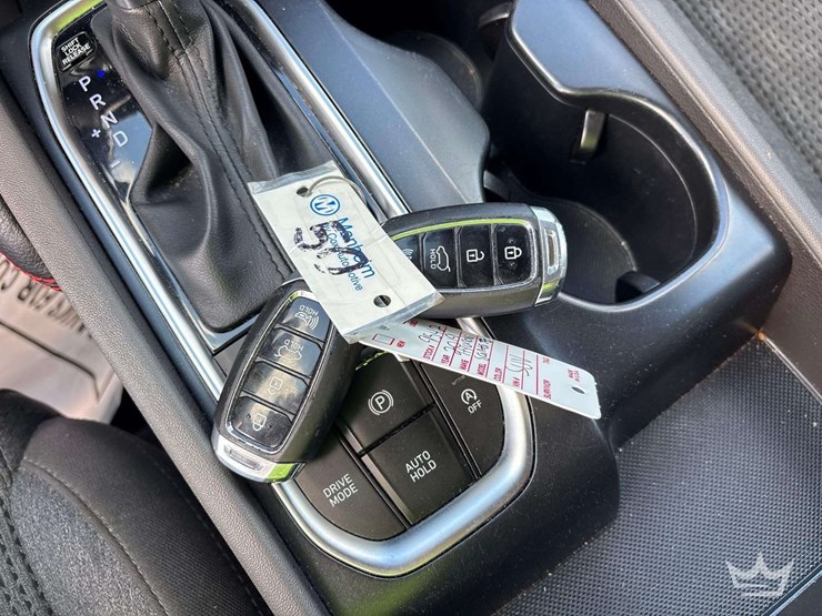 2019-hyundai-santa-fe-image-17