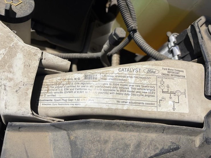 2004-ford-f350-image-9