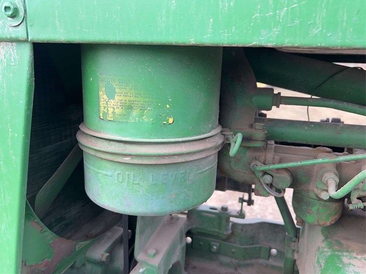 john-deere-70-image-69