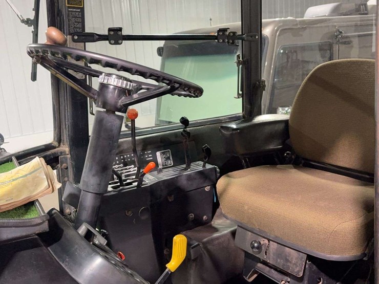 1977-john-deere-8630-image-17