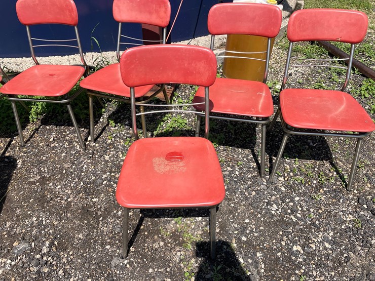 #4710-•-table-and-chairs-image-8