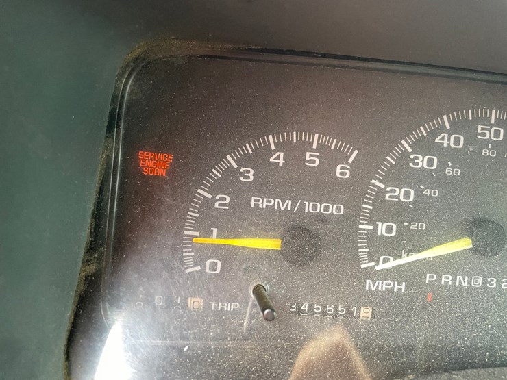 1998-chevrolet-1500-image-35