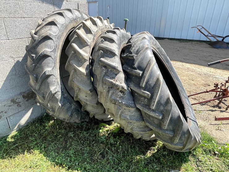 #4696-•-(5)-tractor-tires-image-4