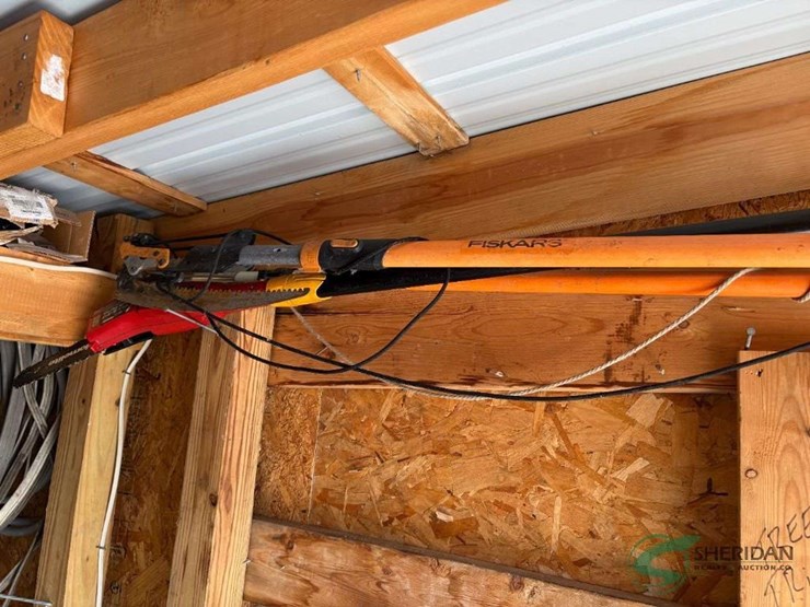 weed-whip,-blowers-and-pole-pruner-image-3