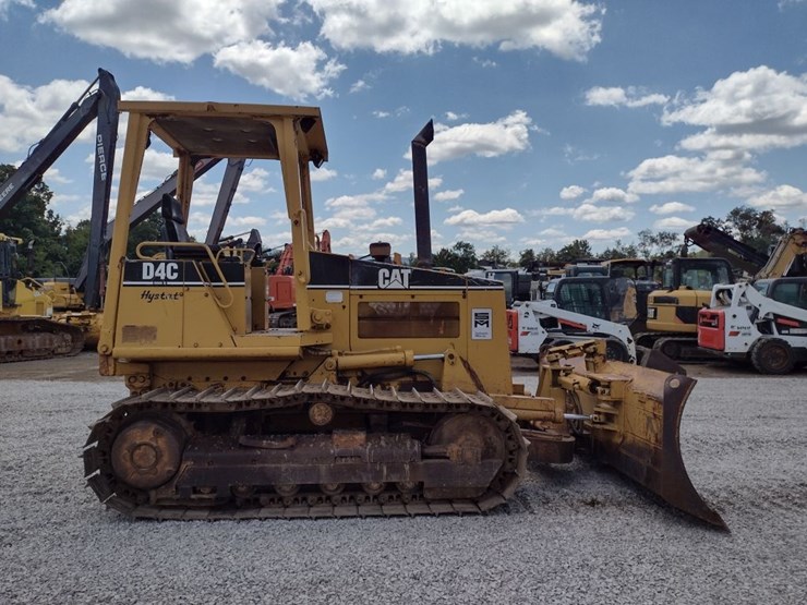 caterpillar-d4c-iii-image-3