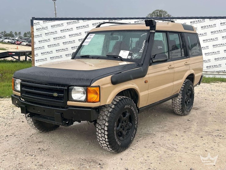 2000-land-rover-discovery-ii-image-1