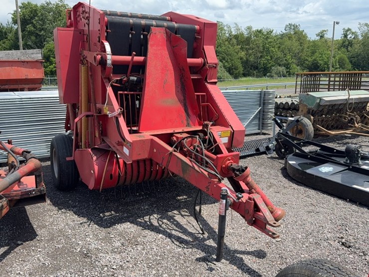 massey-ferguson-1440-image-2