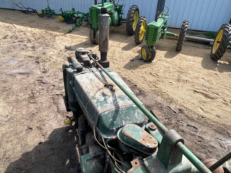 john-deere-70-image-38