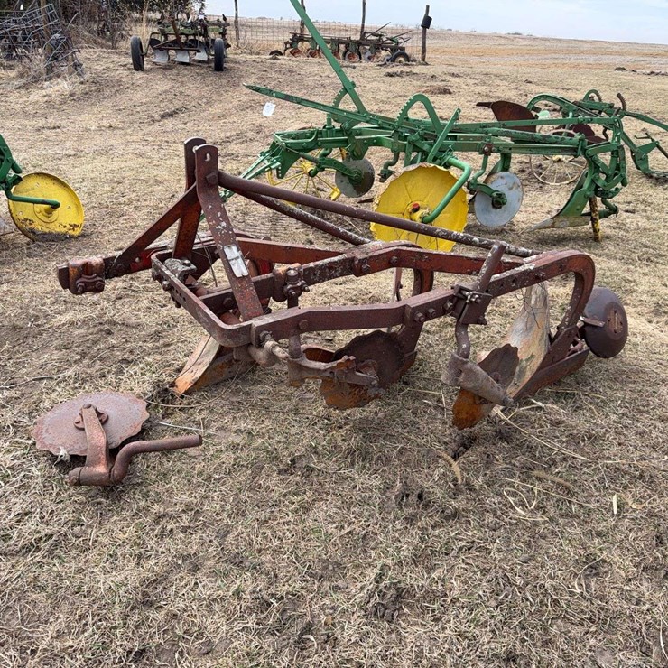 MASSEY-FERGUSON 72