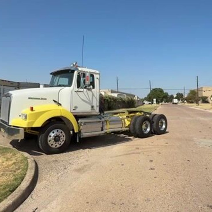 2015 WESTERN STAR 4900