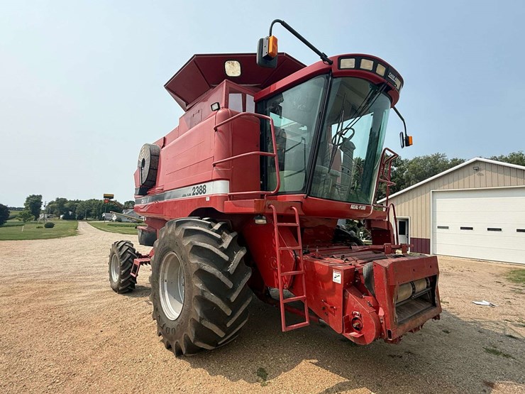 2003-case-ih-2388-image-40
