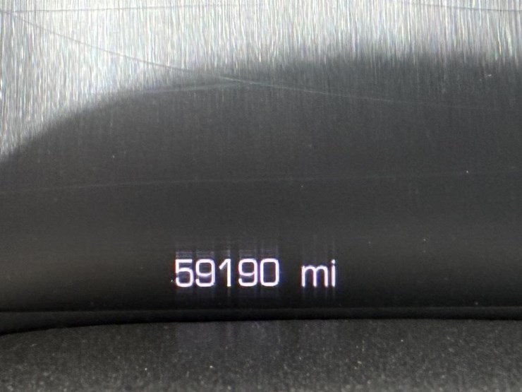 2018-gmc-canyon-sle-image-23