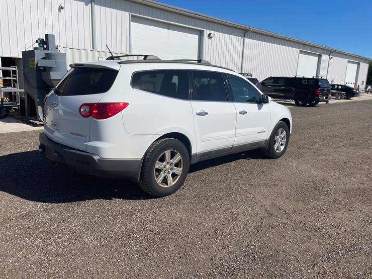2009-chevrolet-traverse-image-5