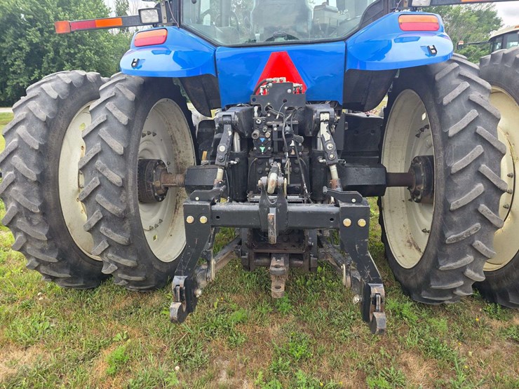 2006-new-holland-tg255-image-42