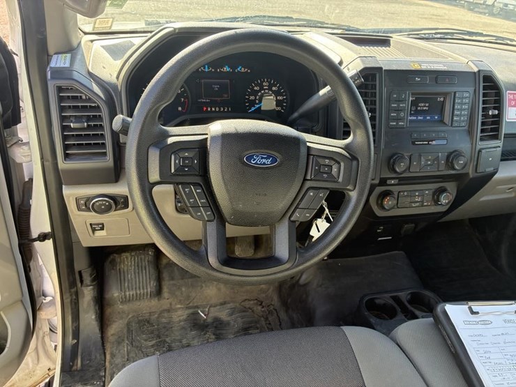 2016-ford-f150-image-14