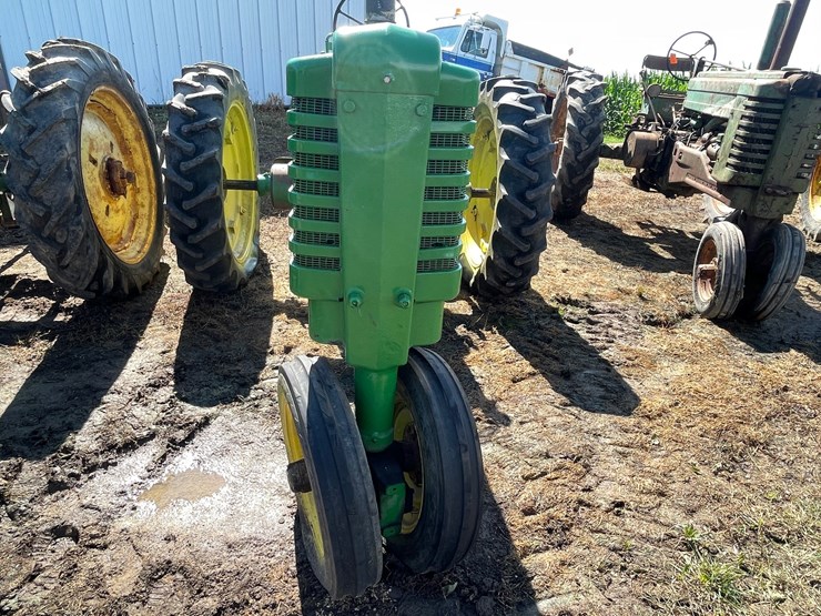 john-deere-b-image-21
