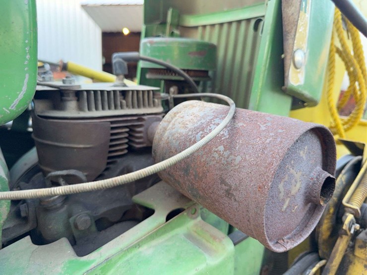 john-deere-110-image-18