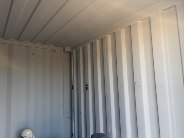 #2366-•-40’-hq-storage-container-image-8