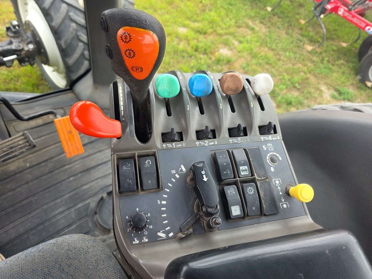 2006-new-holland-tg255-image-59