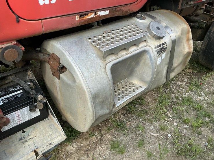 1994-mack-rd688s-image-34