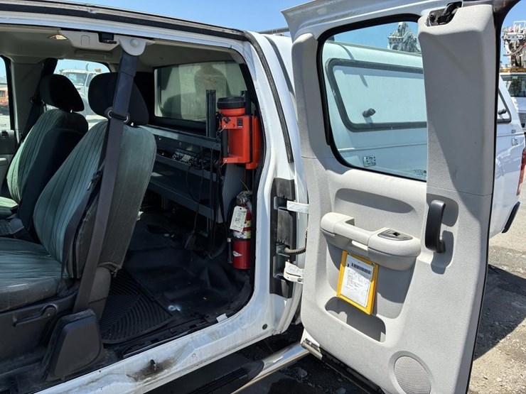 2012-gmc-sierra-2500hd-image-15
