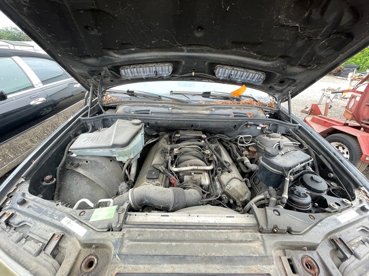 2002-bmw-x5-image-21