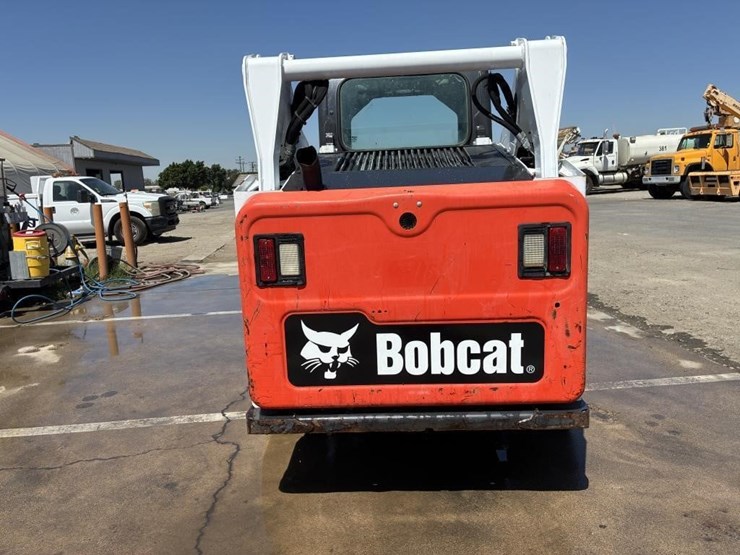 2022-bobcat-s590-image-10