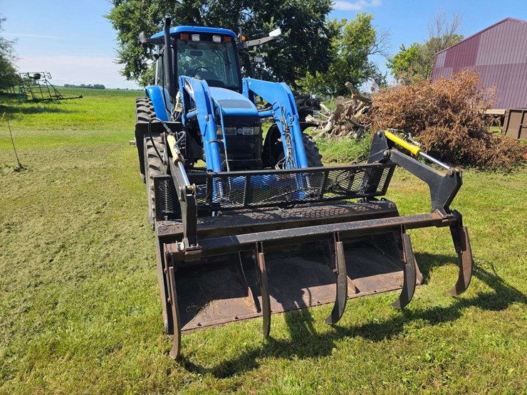 2003-new-holland-tm155-image-9