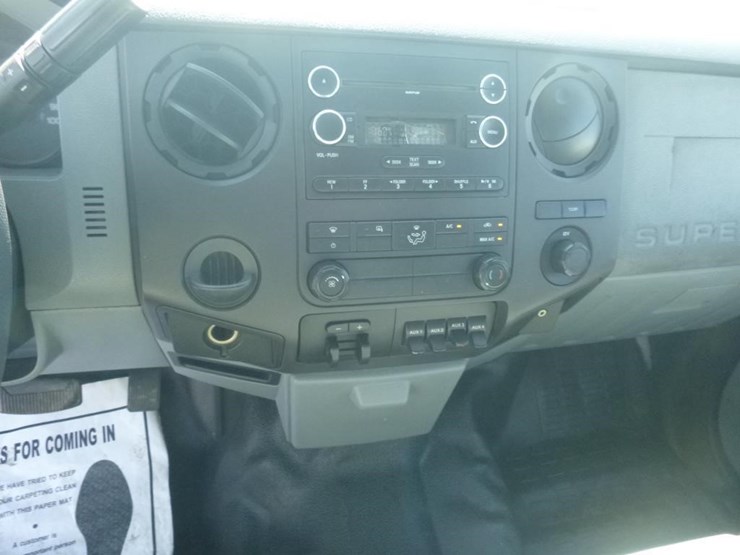 2011-ford-f450-image-13