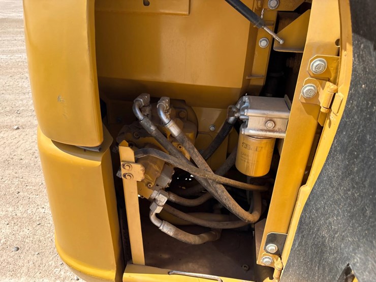 caterpillar-306cr-image-7