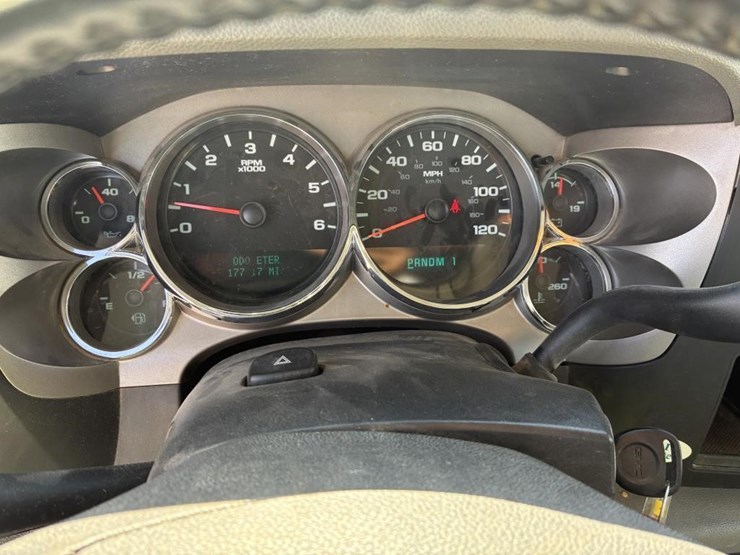 2012-gmc-sierra-2500hd-image-18