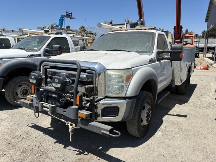 2012-ford-f450-image-1