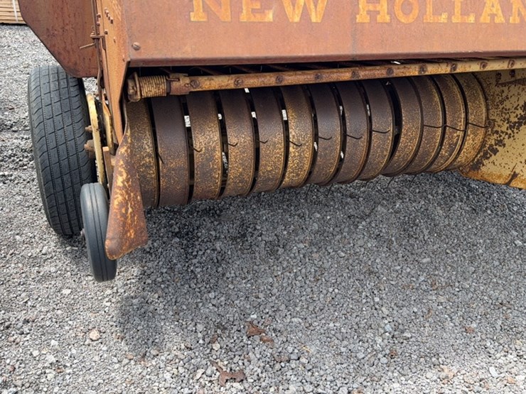new-holland-269-image-3