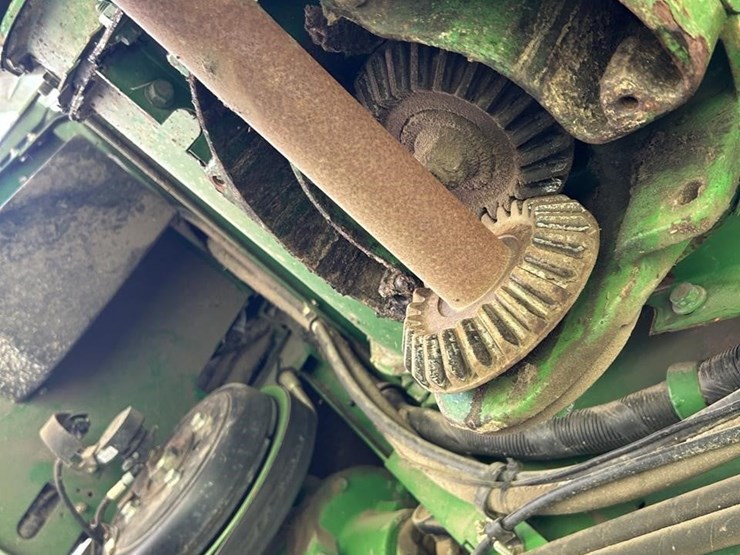 2007-john-deere-9760-sts-image-46