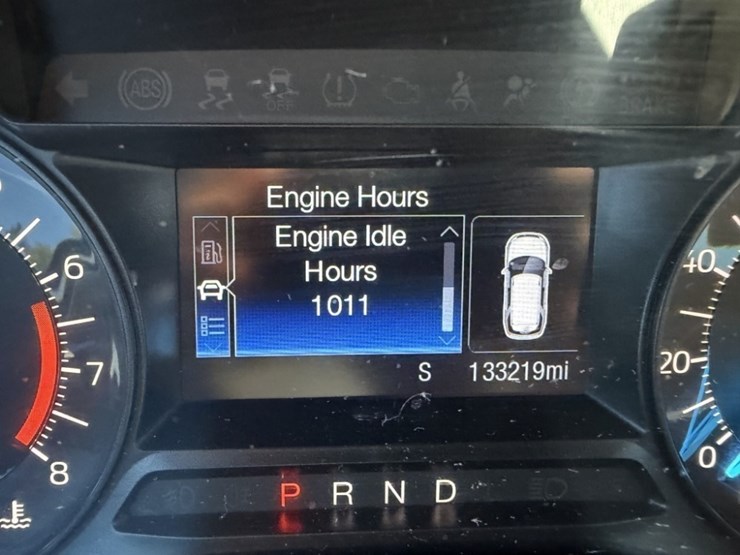 2018-ford-explorer-image-31