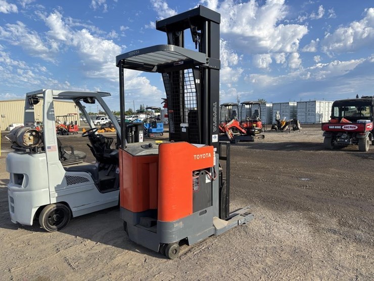 toyota-gbru23-forklift-image-3