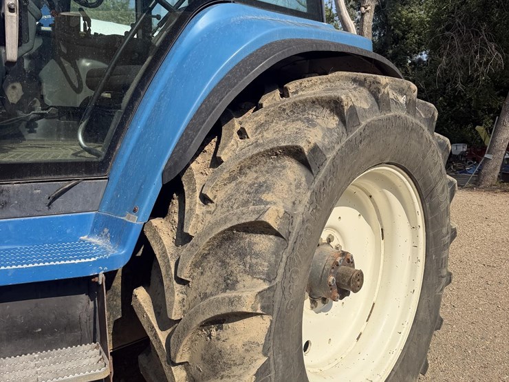 1997-new-holland-8870-image-5