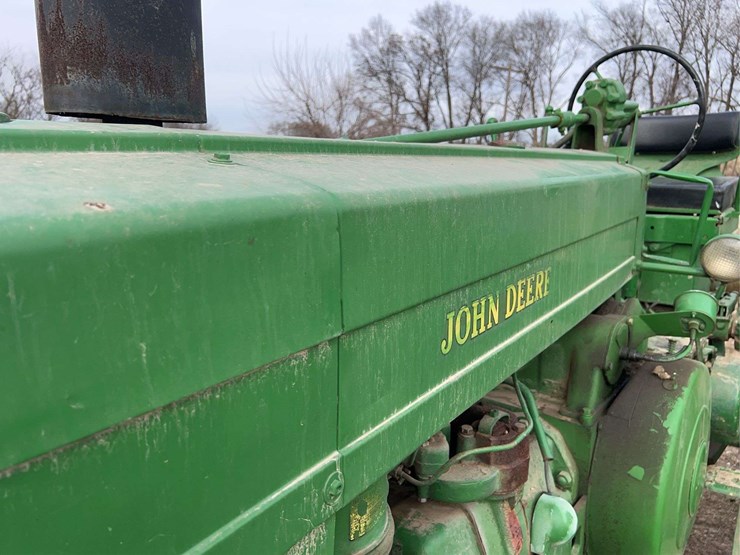john-deere-70-image-12