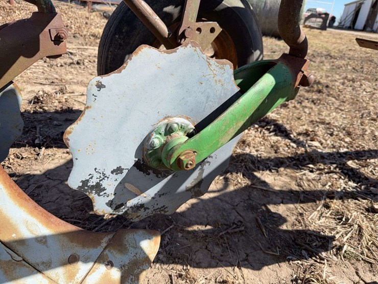 john-deere-no.-55-a-b-h-pull-type-three-bottom-plow-image-13